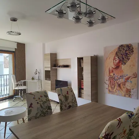 Luminoso Y Moderno *