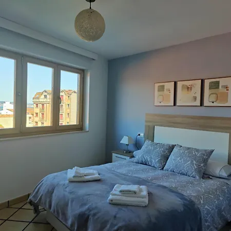 Luminoso Y Moderno Apartament *